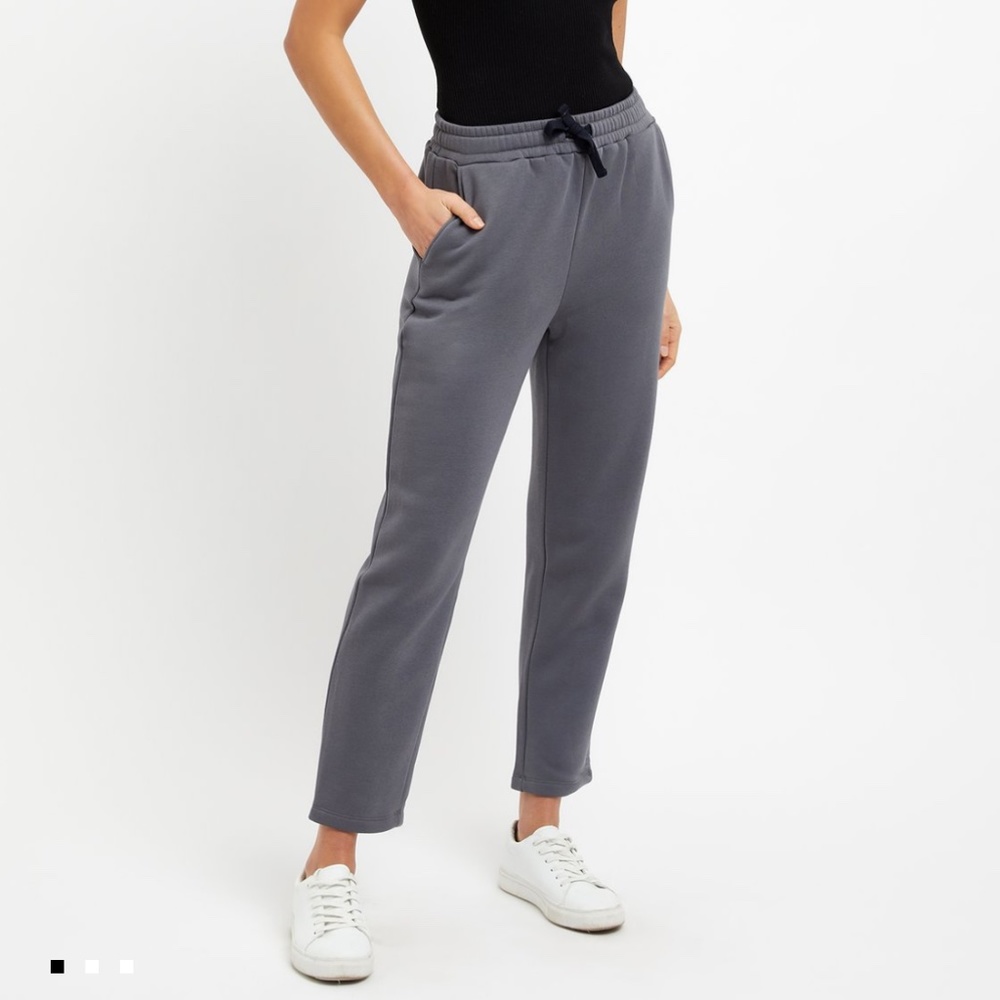 Trackpant - Picture 3 of 3